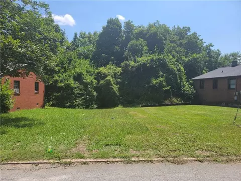1303 Bencini Pl, High Point, NC 27260