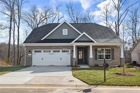 4533 Olivine Ln, Pfafftown, NC 27040