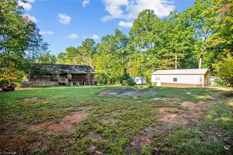 1558 Hunters Woods Dr, Trinity, NC 27370 photo 42