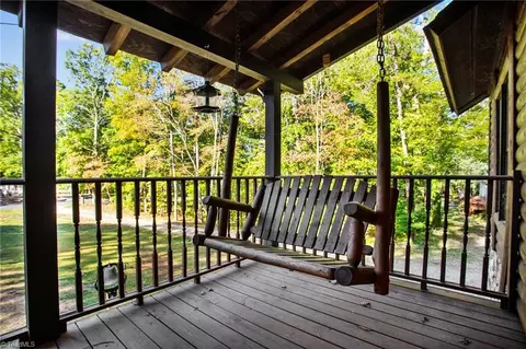 1558 Hunters Woods Dr, Trinity, NC 27370 photo 9