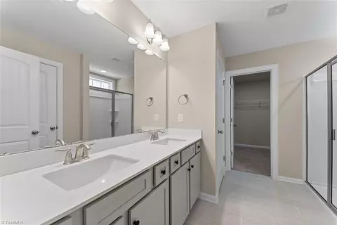 Bath - 105 Silver Maple Dr, King, NC 27021 photo 2 of 4