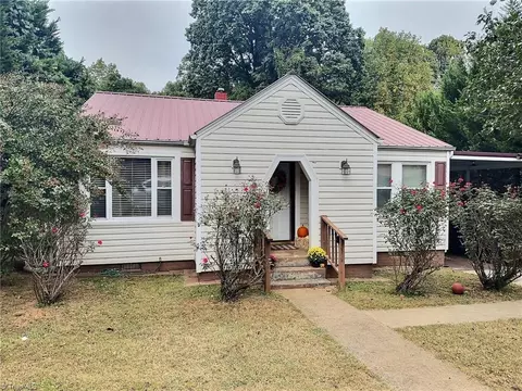 218 Pope St, Lexington, NC 27292