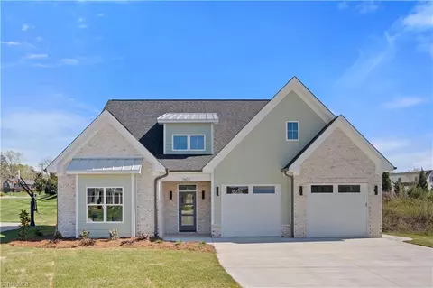 1601 Wisteria Dr, Winston Salem, NC 27106