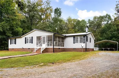201 Game Farm Rd, Lexington, NC 27292