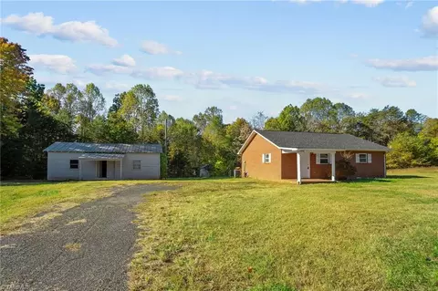 260 Chaney Loop Rd, Stoneville, NC 27048