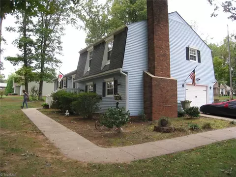 502 White Rd, King, NC 27021 photo 2