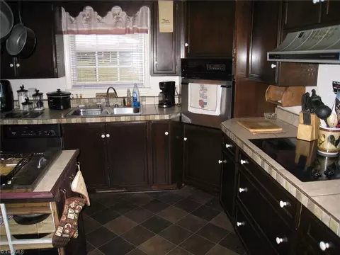 502 White Rd, King, NC 27021 photo 12