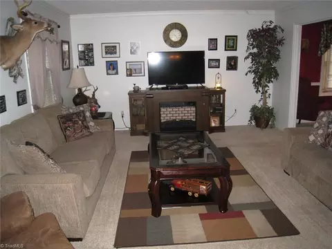 502 White Rd, King, NC 27021 photo 7