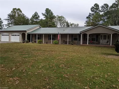 140 Sheets Trl, Germanton, NC 27019