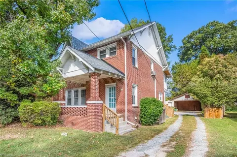703 Lexington Ave E, High Point, NC 27262