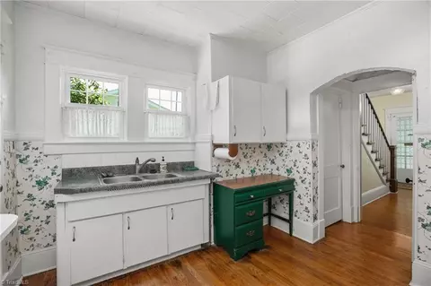703 Lexington Ave E, High Point, NC 27262 photo 7