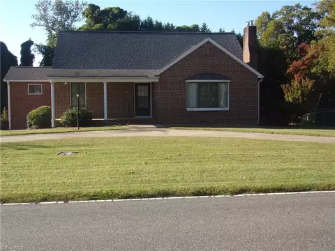 7440 Belews Creek Rd, Belews Creek, NC 27009