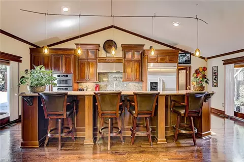 2110 Gate Post Dr, Greensboro, NC 27455