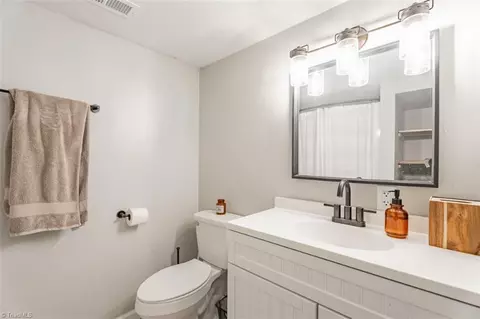 140 Golfview Dr, Advance, NC 27006 photo 38