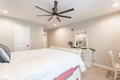 140 Golfview Dr, Advance, NC 27006 photo 36