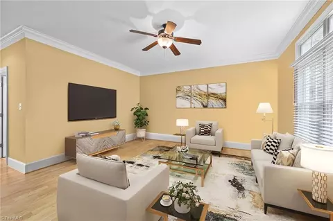 612 1st Ave, Hickory, NC 28601