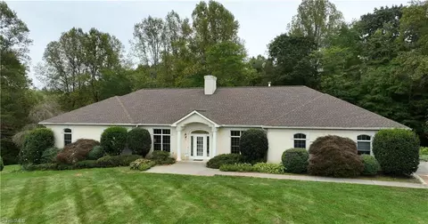 714 Mount Zion Rd, Pinnacle, NC 27043