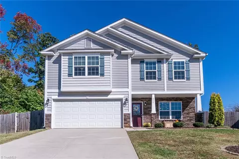 4411 Abbey Park Rd, Kernersville, NC 27284