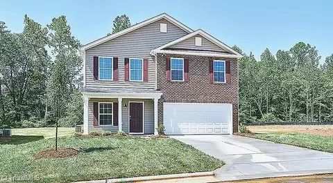 154 Stone River Way, Mayodan, NC 27027