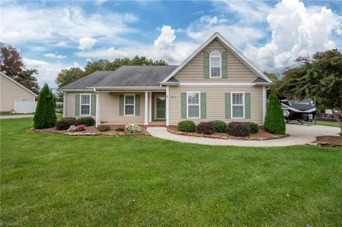 8717 Circle Dr, Rural Hall, NC 27045