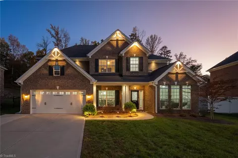 2909 Fernley Ct, High Point, NC 27262