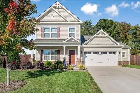 167 Oakcrest Dr, Advance, NC 27006