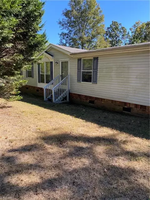 5220 Clifton Dr, Archdale, NC 27263