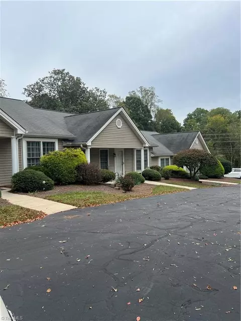 1305 Washington St #B, Eden, NC 27288