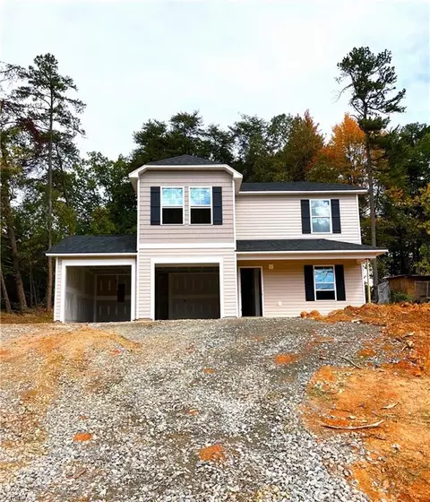 5132 Lansing Dr, Winston Salem, NC 27105