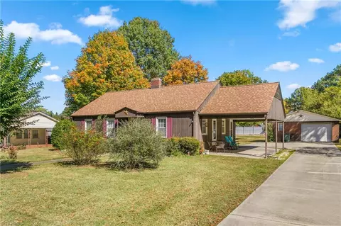 314 Daniel Adkins St, Eden, NC 27288