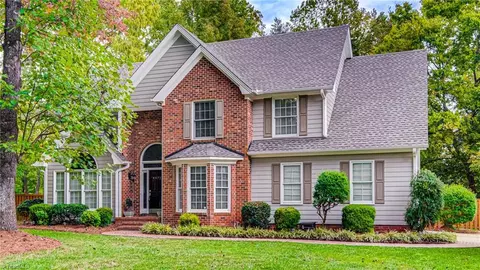 4472 Kendale Rd, High Point, NC 27265