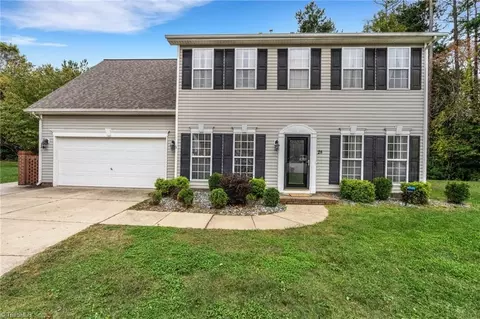 28 Hartsfield Ct, Greensboro, NC 27407
