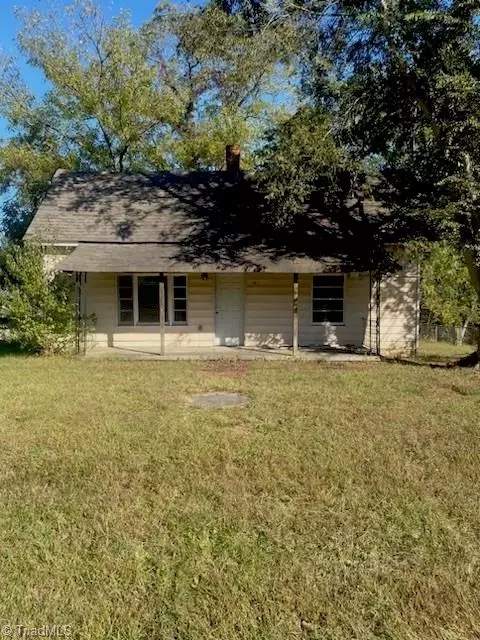 181 Watt St, Cooleemee, NC 27014