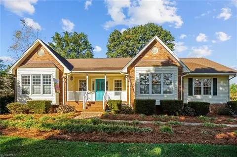 199 Dell Ln, Winston Salem, NC 27107