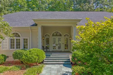 277 Beechwood Dr, Mocksville, NC 27028