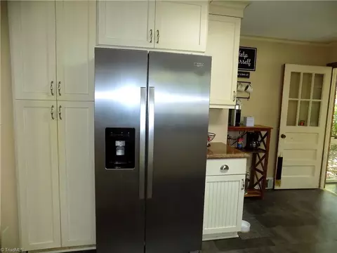 1023 Cantering Rd, High Point, NC 27262 photo 6