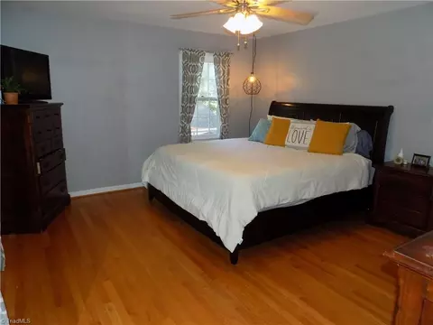 1023 Cantering Rd, High Point, NC 27262 photo 9