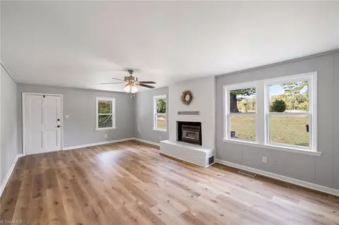 10124 Archdale Rd, Trinity, NC 27370 photo 5
