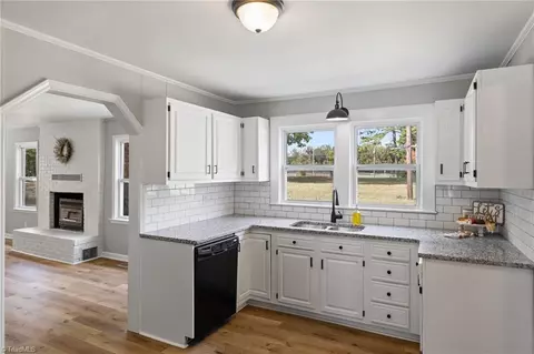 10124 Archdale Rd, Trinity, NC 27370 photo 8