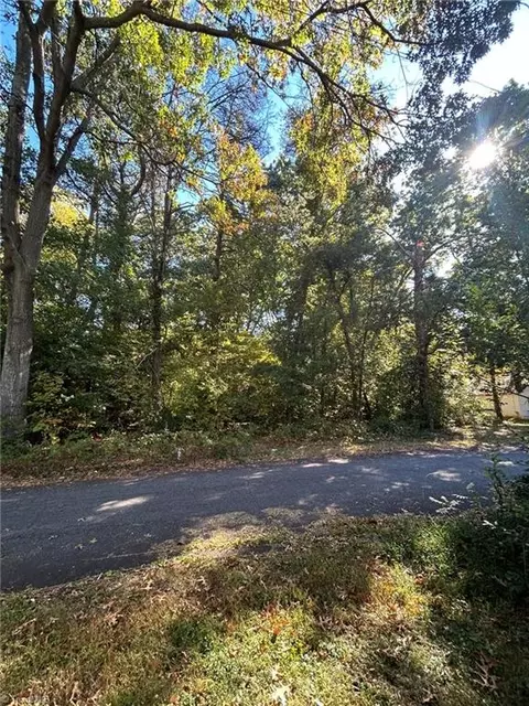 0 Oak Forest Dr, Winston Salem, NC 27127