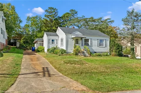3166 Anderson Dr, Winston Salem, NC 27127