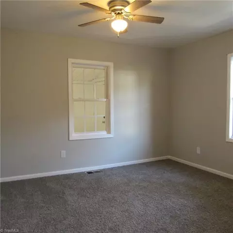 1908 Russell Ave, High Point, NC 27260 photo 11