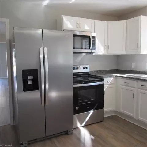 1908 Russell Ave, High Point, NC 27260 photo 10