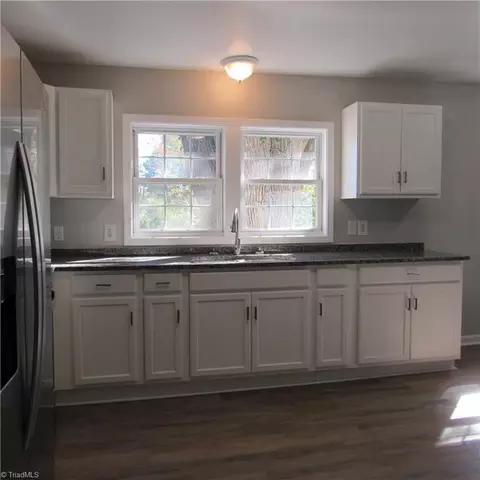 1908 Russell Ave, High Point, NC 27260 photo 9