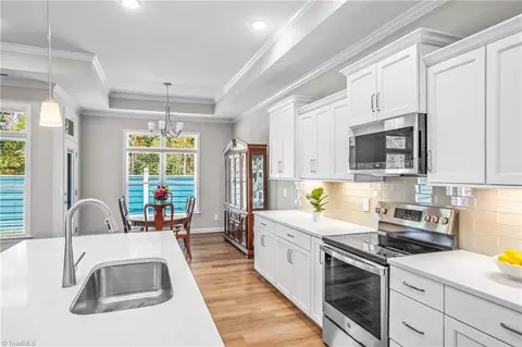 3459 Willowcrest St, High Point, NC 27265 photo 13