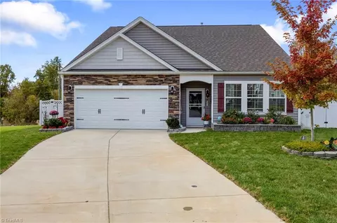 7047 Quarter Horse Dr, Trinity, NC 27370