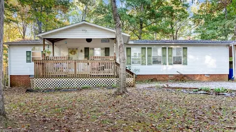 5938 Covered Bridge Rd, Trinity, NC 27370