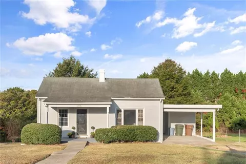 1305 Cypress St, Greensboro, NC 27405