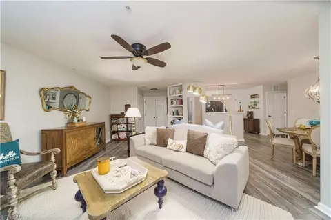 1923 Salem Bluff Dr, Winston Salem, NC 27127