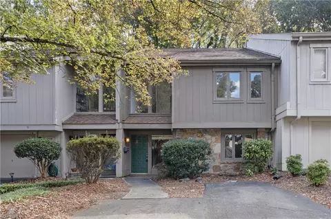 116 Lamplighter Cir, Winston Salem, NC 27104